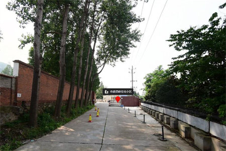 西郊花园一期多层复式6室2厅2卫车库送超大露台